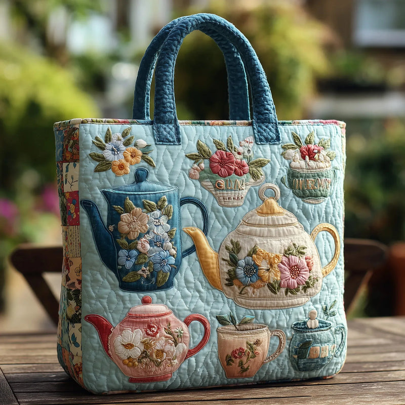 Blanche – Repeating Floral Tote Bag
