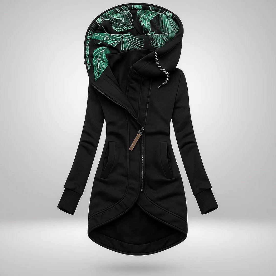 Maren long zip jacket – black, front view with the ribbed cuffs