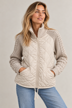 Lena quilted jacket – cream, close-up of the quilting and cable-knit sleeves