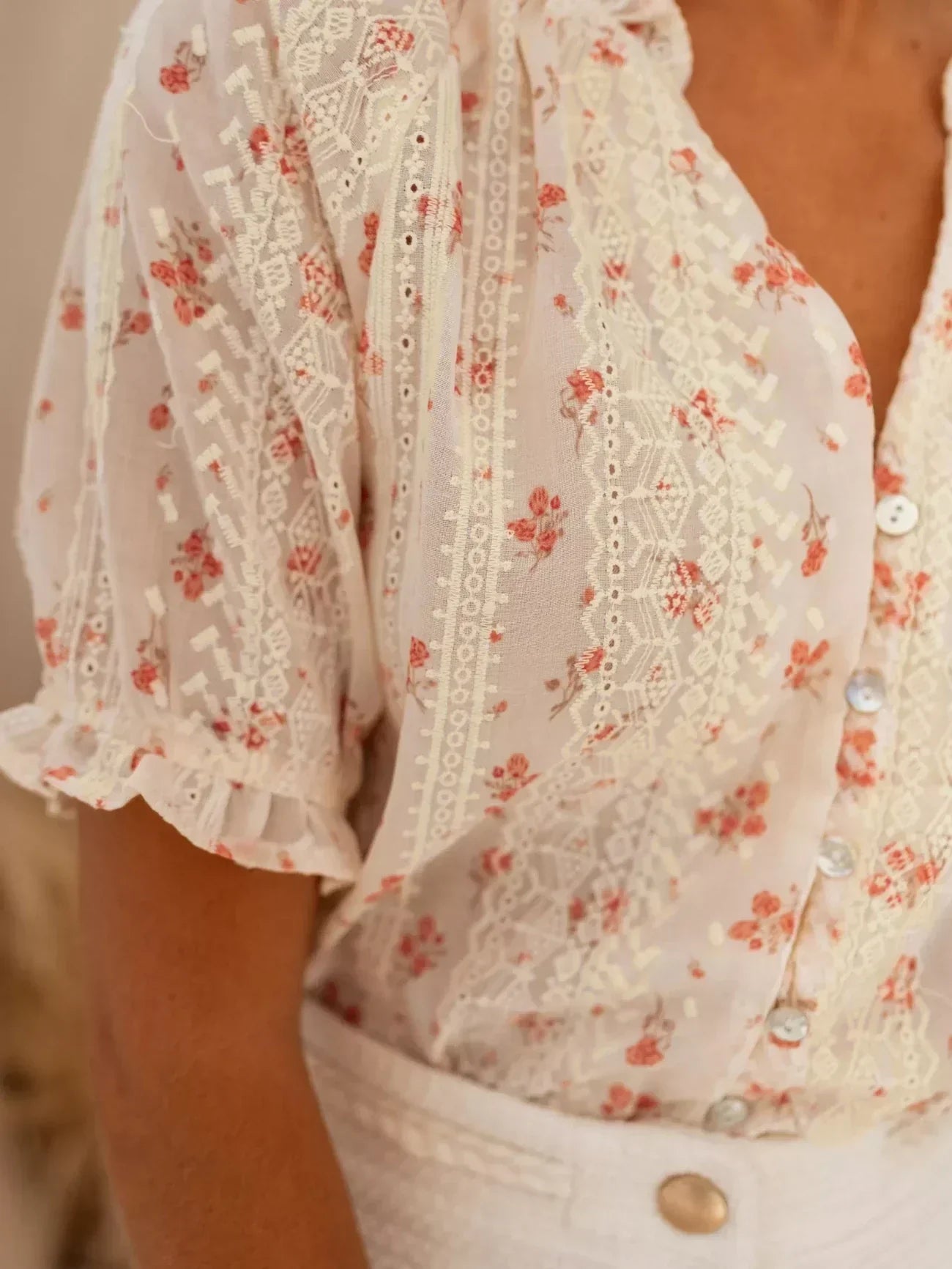 Zerivelle | Floral Puff Sleeve Blouse – Lightweight Summer Top for Women